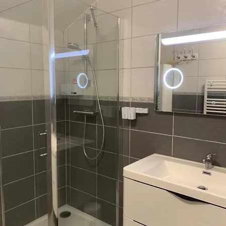 Les Petites Voiles アゴン・クタンヴィル