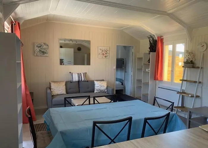 Holiday home Les Petites Voiles *