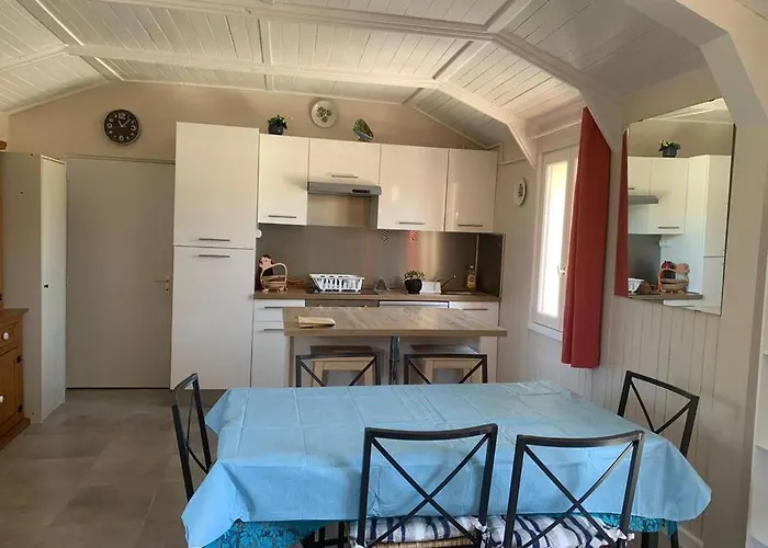 Les Petites Voiles Holiday home *